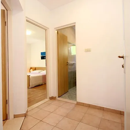 Apartment Kuciste Perna 10161c